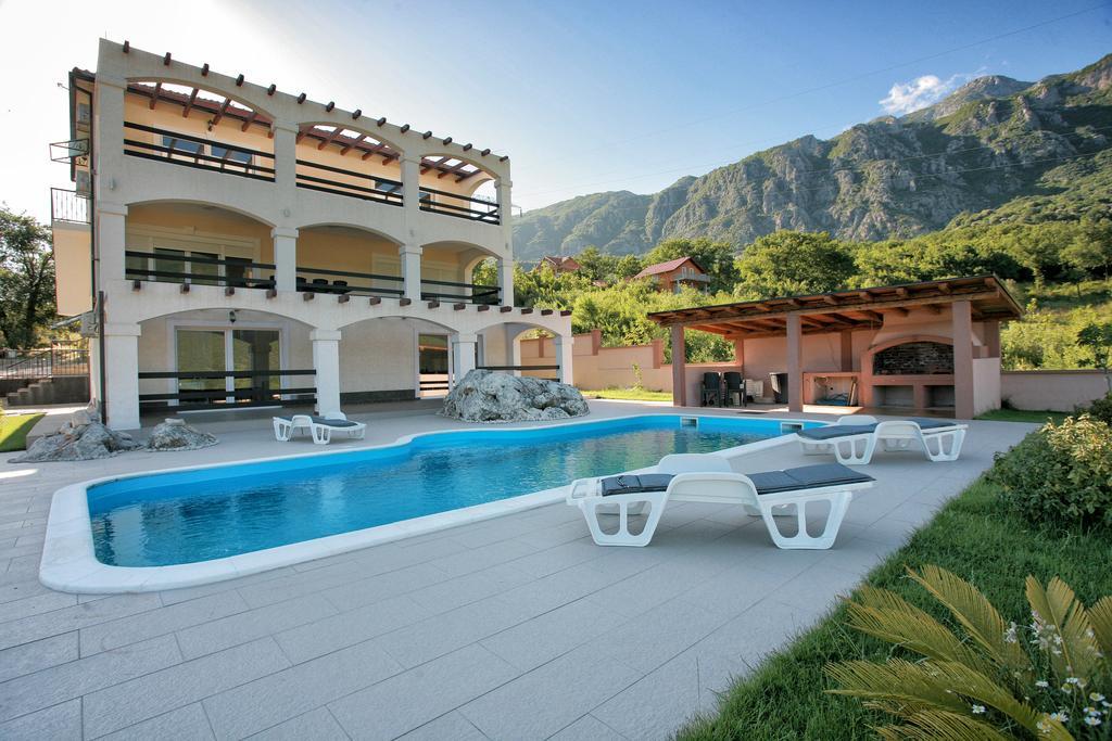 Villa Milena แฮร์เซ็ก-โนวี ภายนอก รูปภาพ