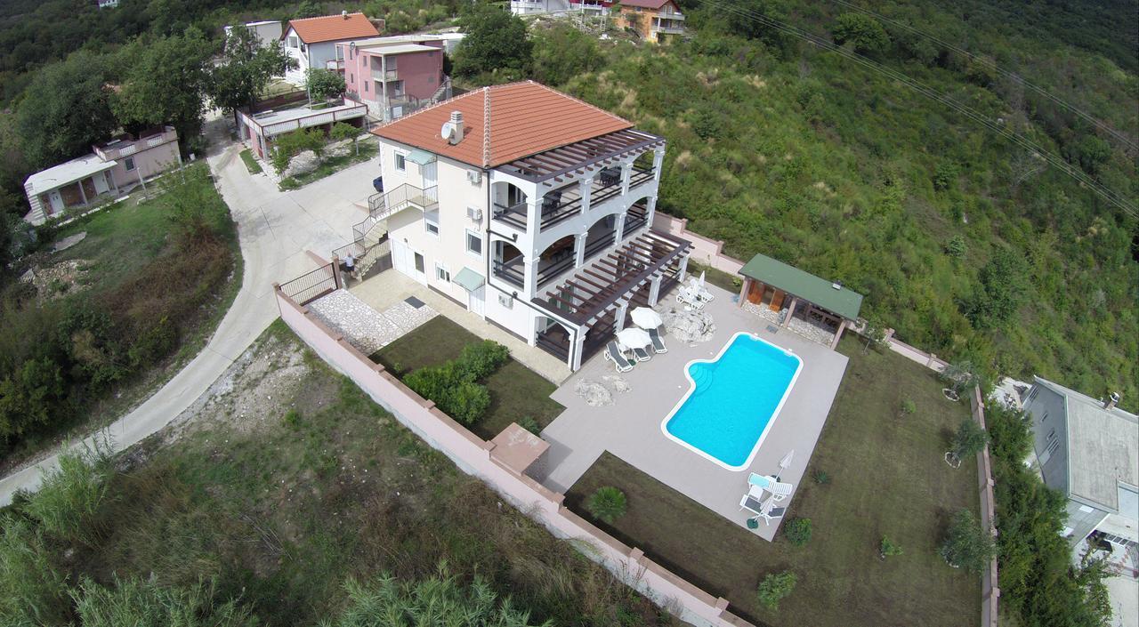 Villa Milena แฮร์เซ็ก-โนวี ภายนอก รูปภาพ